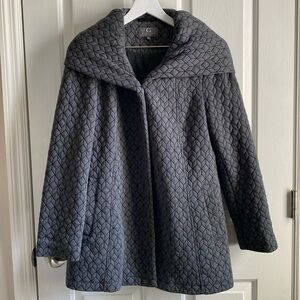 Ready for fall? Gallery - Quilted jacket with hood Size Medium Petite. Gray